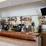 فندق Cabello *