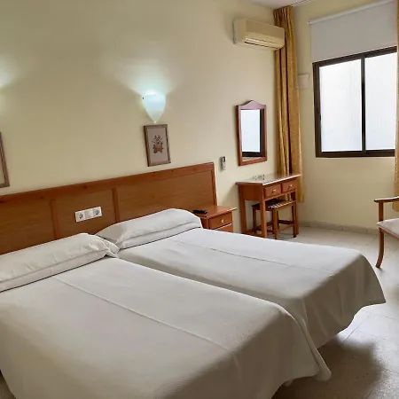 Hotel Cabello Torremolinos