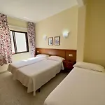 Cabello Ξενοδοχείο