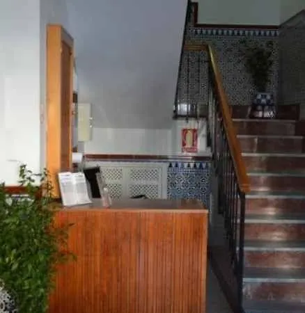 Otel Cabello *