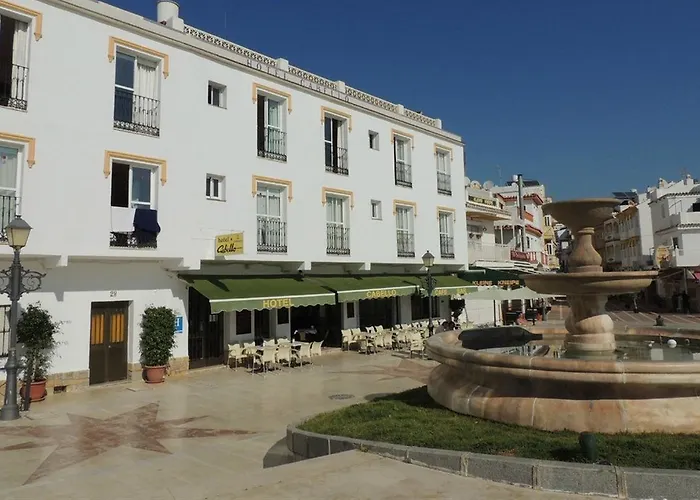 Отель Cabello *