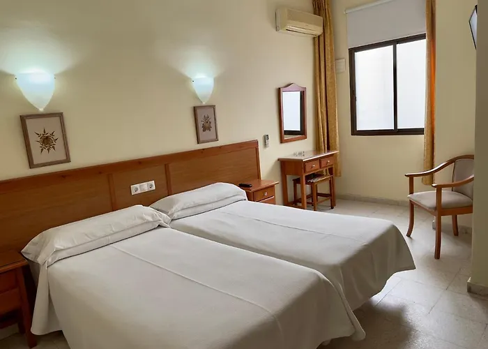 Hotell Cabello Torremolinos