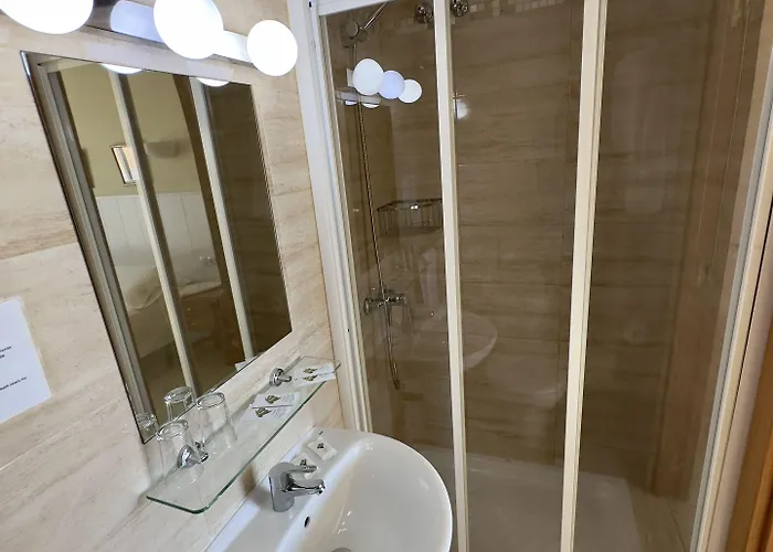 Hotell Cabello Torremolinos