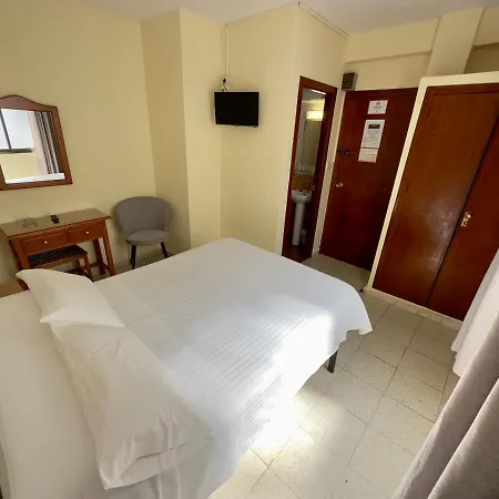 Hotel Cabello *