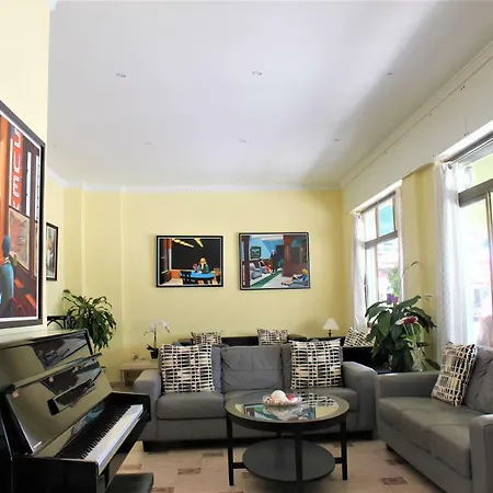 Cabello Hotel