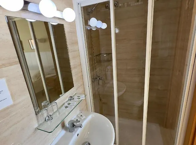 Otel Cabello Torremolinos